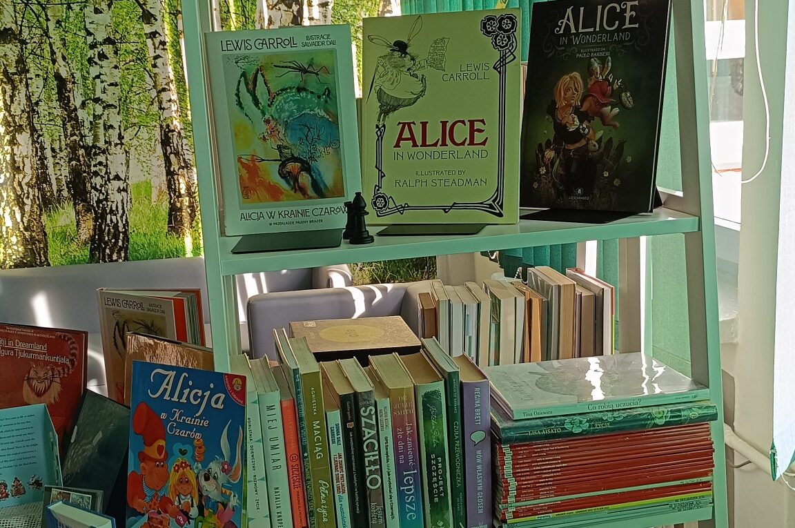 Wystawa książek Alicja